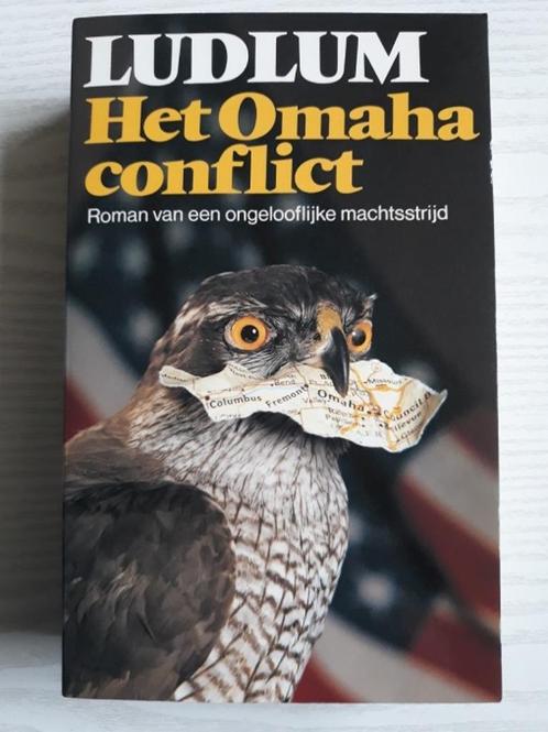Boek Ludlum – Het Omaha conflict, Boeken, Thrillers, Gelezen, Ophalen of Verzenden
