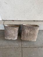 Decoratieve bloempotten / vazen – set van 2 natuursteenlook, Ophalen of Verzenden, Zo goed als nieuw, Steen, Binnen