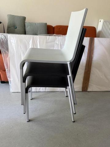 Vitra .03 Dining Chairs – Set of 3 (2 Black and 1 Grey) beschikbaar voor biedingen