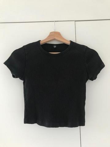 Top noir de la marque Uniqlo, taille XS, Manches courtes, Enlèvement ou Envoi, Taille 34 (XS) ou plus petite, Porté