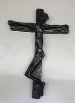 Crucifix en grès belge, XX ème