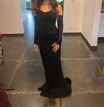 Prachtig galajurk van kant maat S beschikbaar voor biedingen