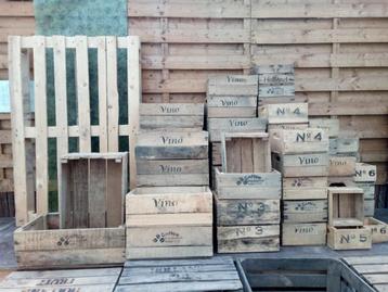 Kisten set/5 of per stuk beschikbaar voor biedingen