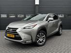 Lexus NX 300 300h AWD Luxury Line | Pano | Climate | Camera, Auto's, Lexus, Zwart, Bedrijf, Hybride Elektrisch/Benzine, SUV of Terreinwagen