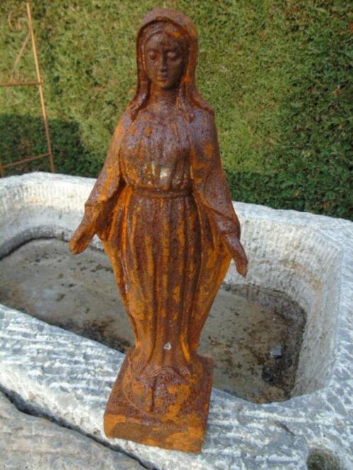 statue d une st vierge en fonte pat rouillé, Jardin & Terrasse, Statues de jardin, Neuf, Ange, Autres matériaux, Enlèvement ou Envoi