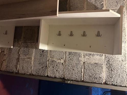 Gratis stevige planken, Doe-het-zelf en Bouw, Hout en Planken, Zo goed als nieuw, Plank, Overige houtsoorten, Minder dan 200 cm
