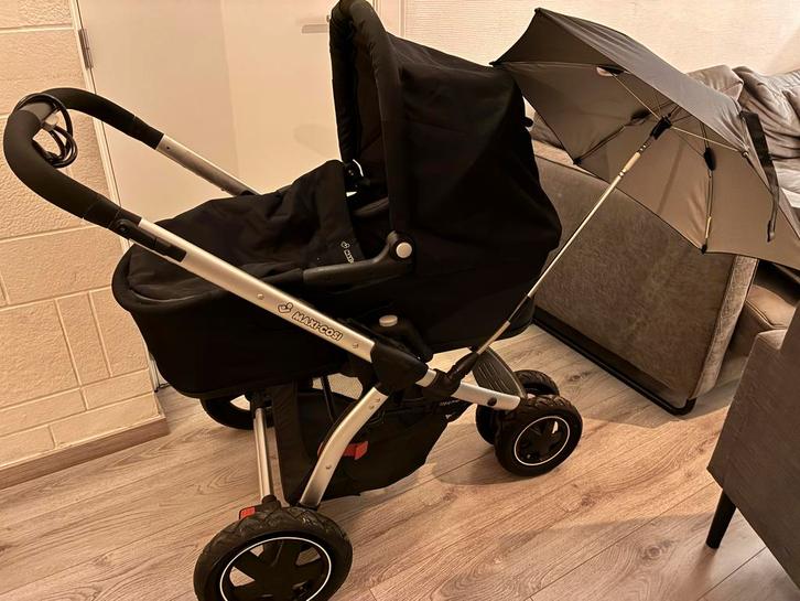 Buggy merk maxi cosi, Kinderen en Baby's, Kinderwagens en Combinaties, Gebruikt, Maxi-Cosi, Luchtbanden, Met reiswieg, Verstelbare duwstang