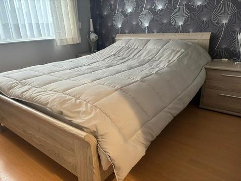 Bed,2 nachtkastjes, comode, kleerkast., Huis en Inrichting, Slaapkamer | Boxsprings, Gebruikt, Ophalen