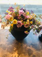 Bloempot met zijdebloemen, Huis en Inrichting, Woonaccessoires | Kunstplanten en Kunstbloemen, Ophalen