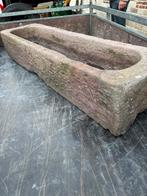 Antieke witstenen trog , voederbak Lengte 150 cm, Ophalen