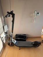 Ninebot F65I, Fietsen en Brommers, Steps, Ophalen, Zo goed als nieuw