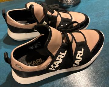 Schoenen karl lagerfeld, maat 39, gekocht op internet, zijn  beschikbaar voor biedingen