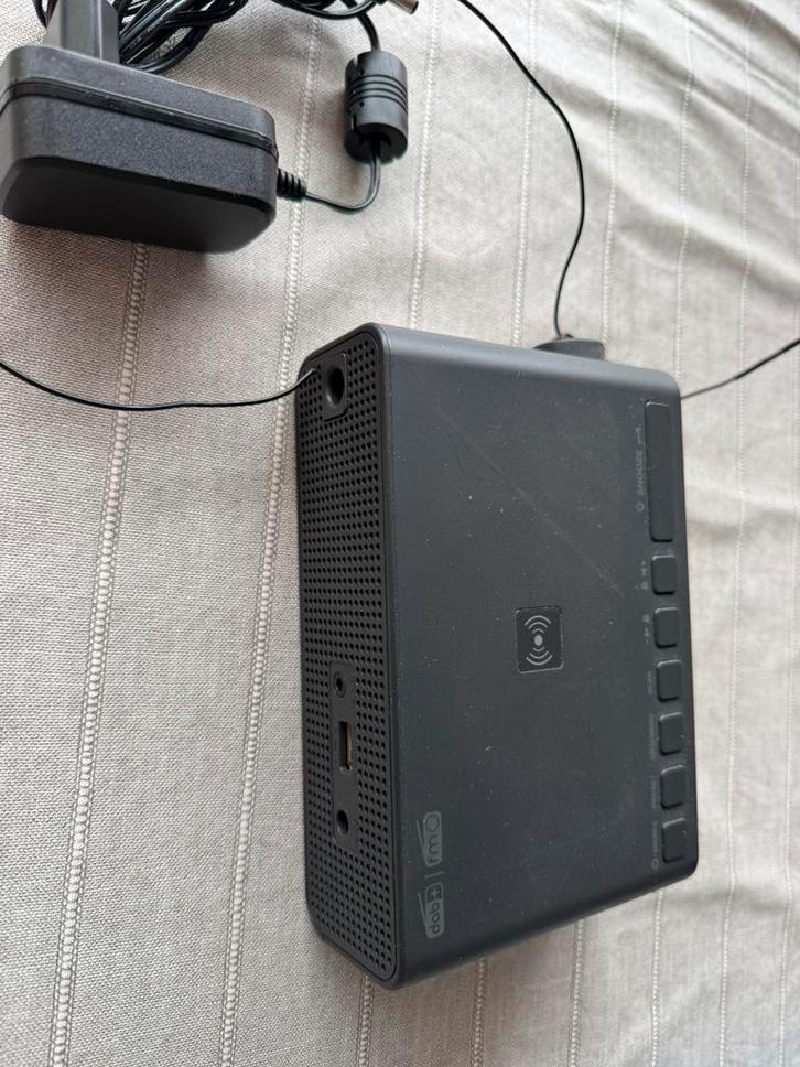 Zwarte muse clock radio, Elektronische apparatuur, Overige elektronische apparatuur, Zo goed als nieuw, Ophalen