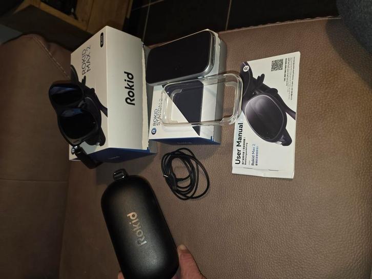 Lunettes Rokid max 2 avec Rokid station 2 modèle RA301, Computers en Software, Overige Computers en Software, Zo goed als nieuw