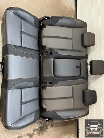 Achterbank ford ranger  NIEUW  €340  beschikbaar voor biedingen