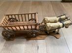 Oud handwerk , ossen met kar, Ophalen