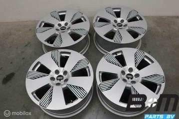 Set originele 19 inch velgen Audi E-Tron 4KE601025Q