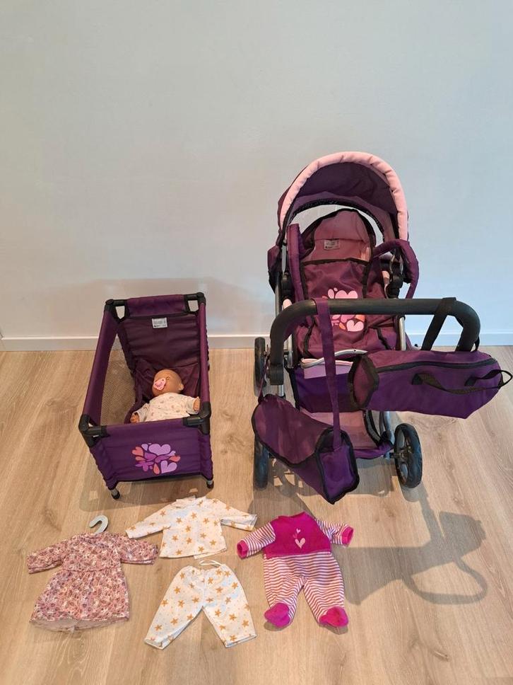 Complete poppenset: buggy, bed, pop, kleertjes, tasjes, Kinderen en Baby's, Speelgoed | Poppen, Zo goed als nieuw, Ophalen