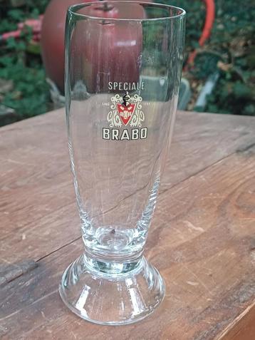 bierglas (zeldzaam ) beschikbaar voor biedingen