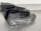 Voetbalschoenen Nike maat 42, Enlèvement ou Envoi, Comme neuf, Autres types, Noir