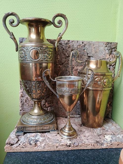 sporttrofee lycee d'Anvers en Diesterweg + urne  1920-30, Antiek en Kunst, Curiosa en Brocante, Ophalen of Verzenden