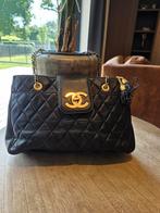 mooie vintage handtas chanel, Handtassen en Accessoires, Tassen | Damestassen, Ophalen, Gebruikt, Zwart, Handtas