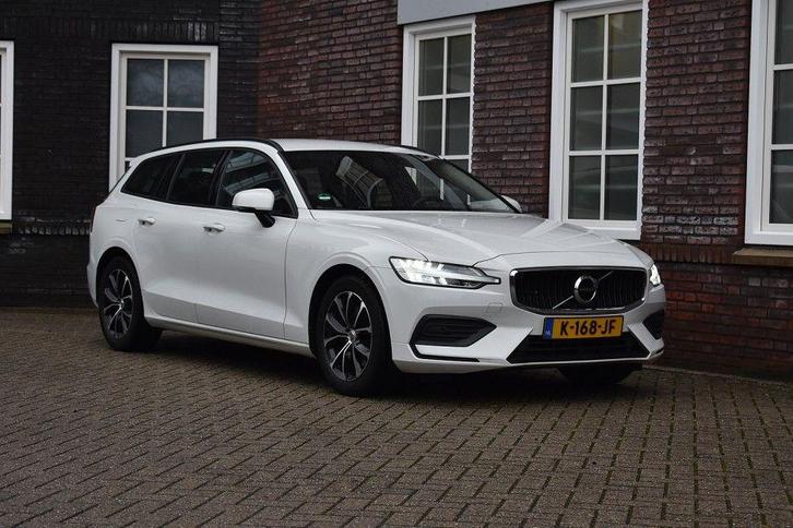 Volvo V60 2.0 B3 Momentum - leer - stuur + stoelverwarming W, Autos, Volvo, Entreprise, V60, ABS, Airbags, Alarme, Bluetooth, Ordinateur de bord