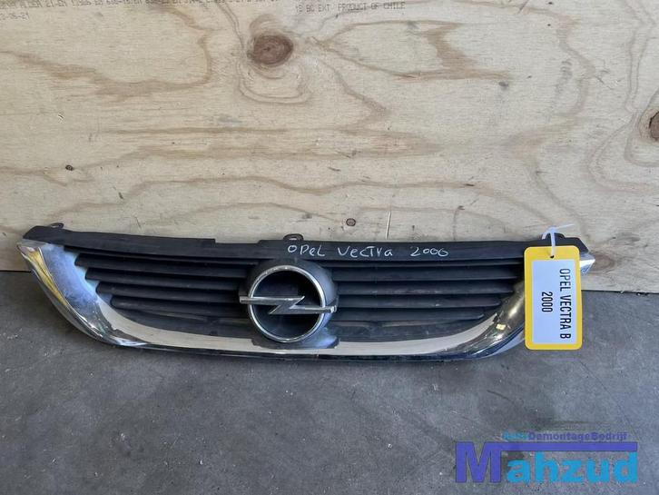 OPEL VECTRA B grille 1996-2003, Auto-onderdelen, Carrosserie, Opel, Gebruikt