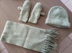 muts 56 cm hoofdomtrek, sjaal en handschoenen JBC, Enfants & Bébés, Vêtements enfant | Bonnets, Écharpes & Gants, Comme neuf, Gants