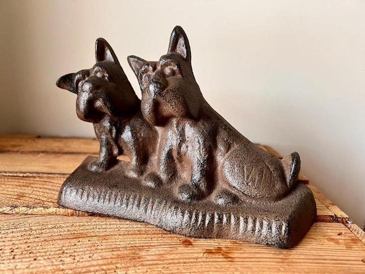 Antieke deurstopper in gietijzer met 2 Schotse terriers, Huis en Inrichting, Woonaccessoires | Deurstoppers, Zo goed als nieuw