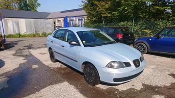 Seat cordoba 1400cc essence 2005 177000km GARANTIE beschikbaar voor biedingen