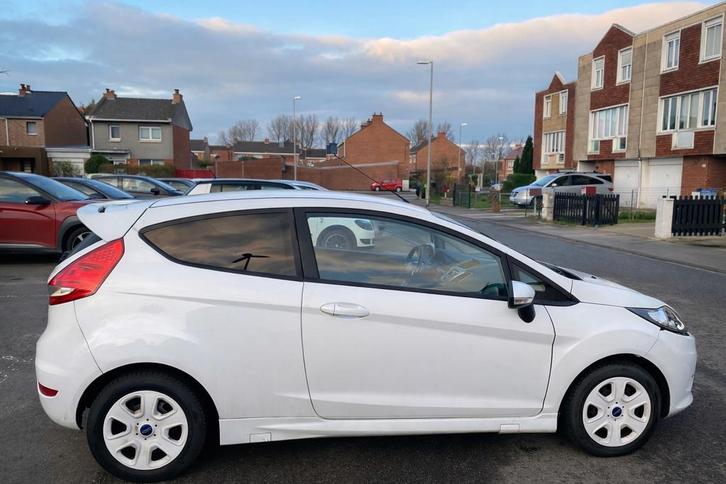 Ford Fiesta, Autos, Ford, Particulier, Fiësta, Diesel, Boîte manuelle, Noir, Enlèvement