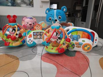 Muzikaal babyspeelgoed set beschikbaar voor biedingen