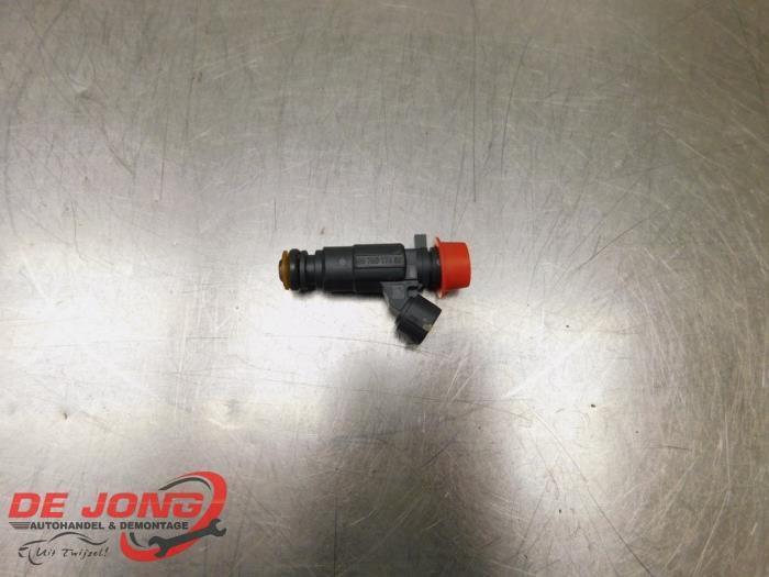 Injector (benzine injectie) van een Peugeot 208, Auto-onderdelen, Brandstofsystemen, Peugeot, Gebruikt, 3 maanden garantie, Ophalen of Verzenden