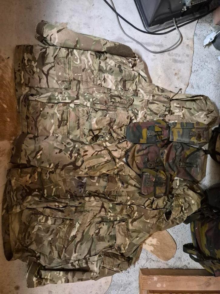 Militair terrein, Verzamelen, Militaria | Algemeen, Landmacht, Kleding of Schoenen, Verzenden