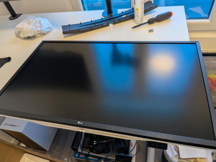 LG 32-inch 32UL500-W pc-monitor, Computers en Software, Monitoren, Zo goed als nieuw, 60 Hz of minder, DisplayPort, HDMI, VA, Ultra HD (4K)