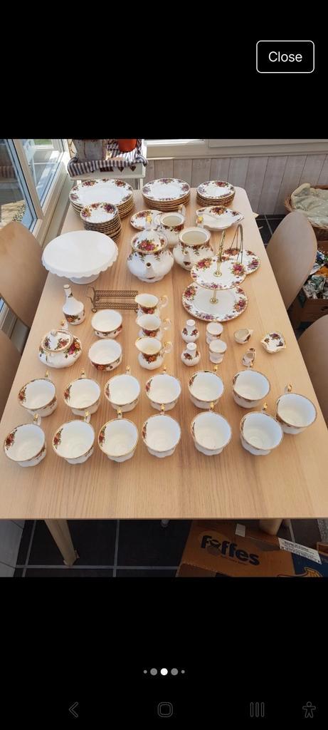 Wedgewood Old Country Roses servies Royal Albert, Antiek en Kunst, Antiek | Servies compleet, Ophalen