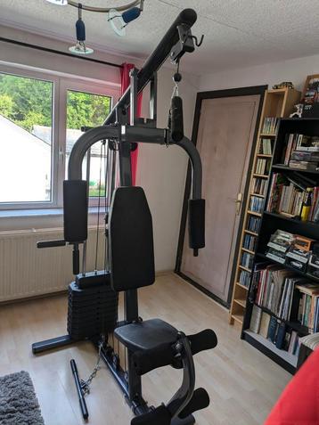 Apparaat voor krachttraining beschikbaar voor biedingen