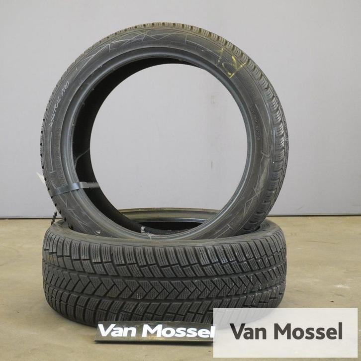 Vredestein Wintrac Pro Winterbanden 225/45/R19, Auto-onderdelen, Banden en Velgen, Band(en), Winterbanden, 19 inch, 225 mm, Personenwagen