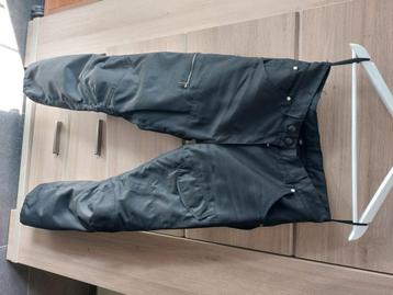 Moto broek vrouw beschikbaar voor biedingen