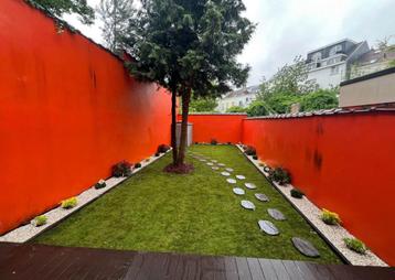 Jardinier beschikbaar voor biedingen