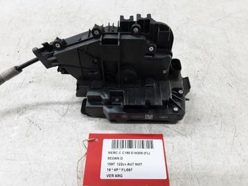 PORTIERSLOT LINKS ACHTER C (W205) (A2220064099) beschikbaar voor biedingen