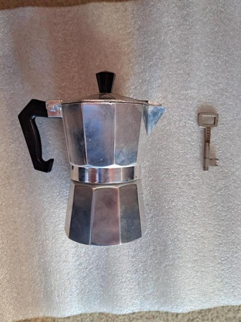 cafetière italienne - cafetière à moka, Huis en Inrichting, Keuken | Keukenbenodigdheden, Zo goed als nieuw, Ophalen of Verzenden