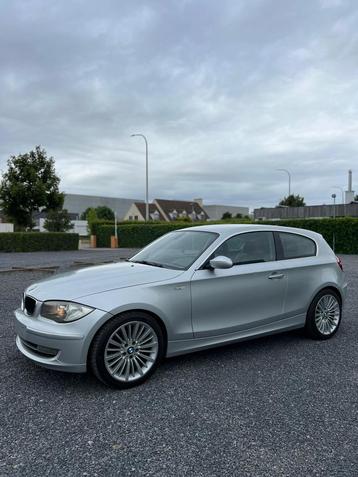 BMW 1serie Facelift, Auto's, BMW, 1 Reeks, Zwart, Leder, Handgeschakeld