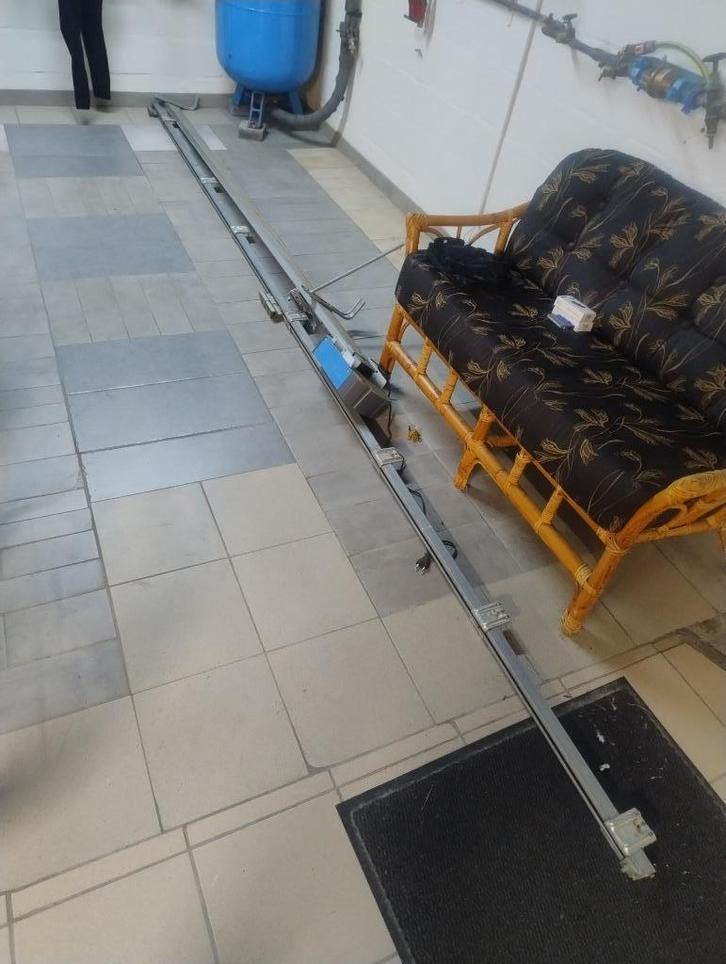 Hormann aandrijving poort, Immo, Garages en Parkeerplaatsen, Provincie Limburg