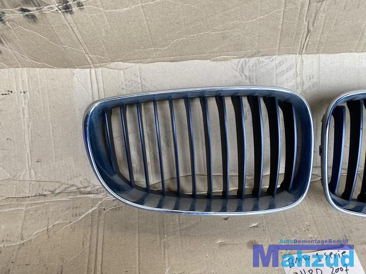 BMW 1 SERIE E81 E82 E87 bumper nier rechts grille 2003-2011, Auto-onderdelen, Carrosserie, BMW, Gebruikt