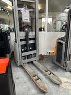 Gerbeur  électrique 1T, Articles professionnels, Machines & Construction | Chariots élévateurs & Transport interne, Jusqu'à 1 000 kg