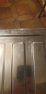 Evier en inox, Enlèvement