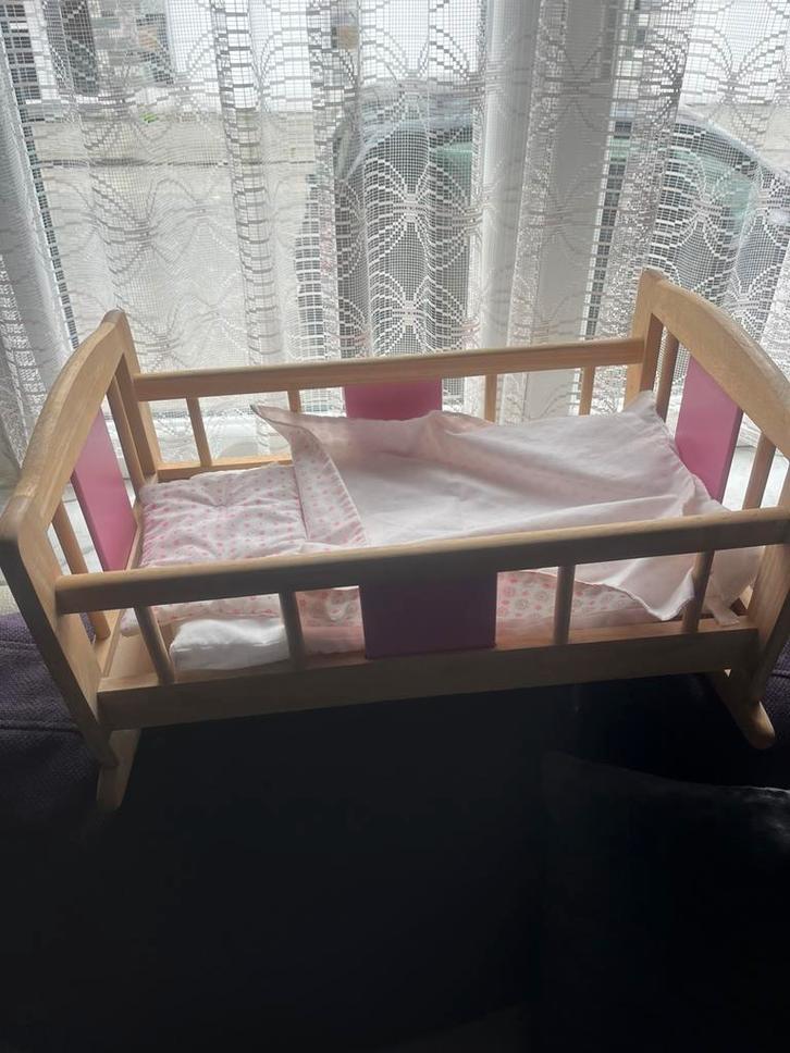 berceau à bascule en bois pour poupée Tidlo, Kinderen en Baby's, Speelgoed | Houten speelgoed, Ophalen of Verzenden