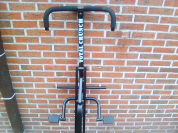 Fitnesstoestel Total crunch beschikbaar voor biedingen